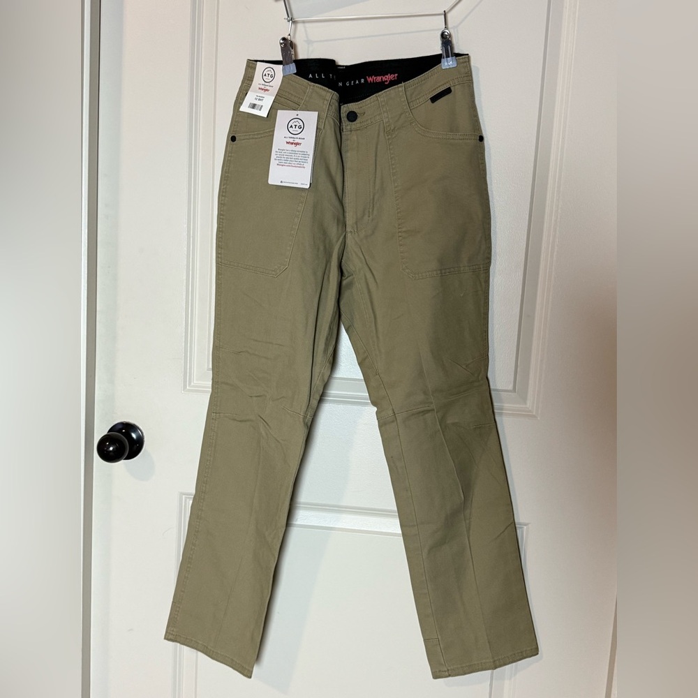 Wrangler ATG Women’s Khaki Sierra Slim Pants